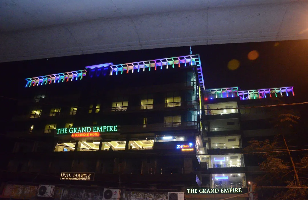 A Boutique Hotel Grand Empire-1